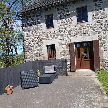 Chez Jeantou Casa de Férias *