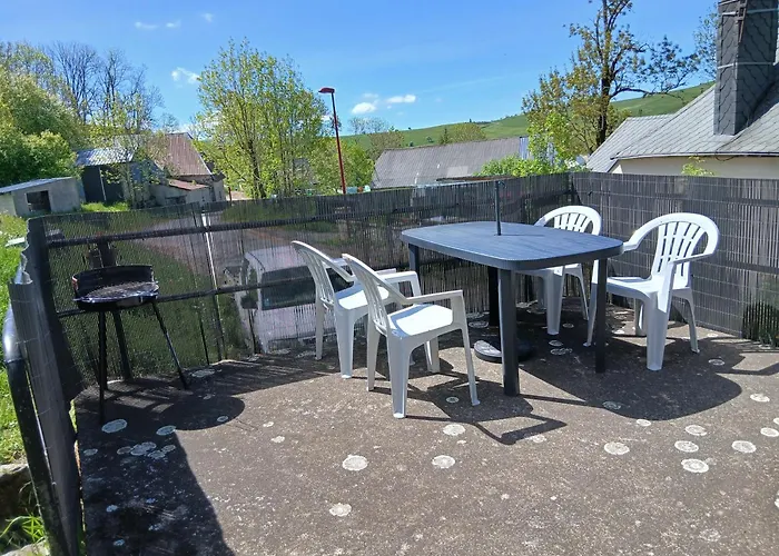 Holiday home Chez Jeantou